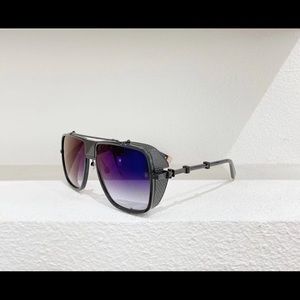 Meet your Posher, Beche